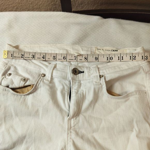 Women's Rag & Bone - Dre in Aged Bright White. Size 24. Japanese Selvedge Denim - Picture 8 of 10